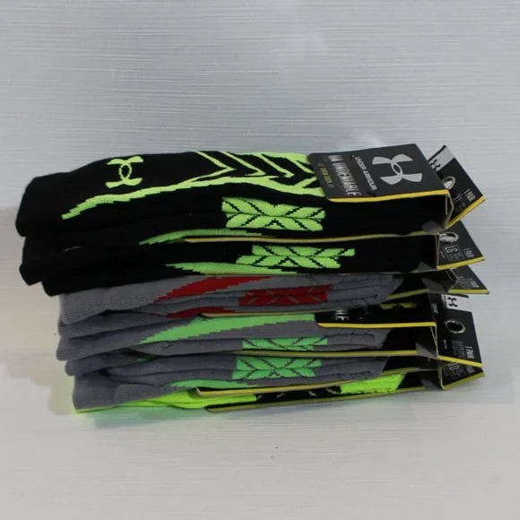 Under Armour HeatGear Undeniable Crew  NWT MD  LG - Picture 2 of 12